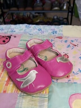 Livie & Luca Pink Leather Mary Janes with Silver Leather Bird 0-6 Month Pio Pio